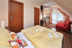 Aplend Villa Studios - Image 2