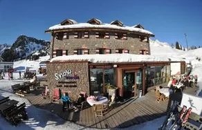 Snow Thrill - Image 1