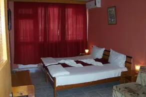 Nelly Guest House - Image 5
