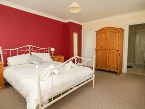 Woodhill - Image 3