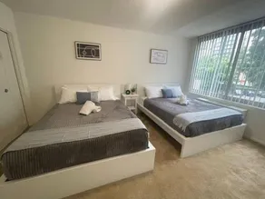 Fantastic 2 BR Condo @Crystal City With Gym - Image 3