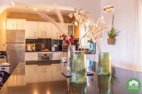 Private family villa with pool and kids room - Image 4