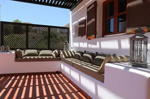 Casa Blanca - Image 3