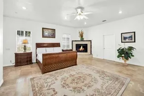 Large Family Home Only 20 mins from Disneyland - Image 3