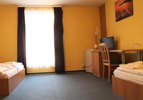 A3 Hotel - Image 2