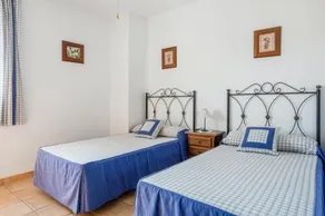 Voll ausgestattetes Ferienhaus mit Grill, Garten und Terrasse | Bergblick | Hunde erlaubt - Image 4