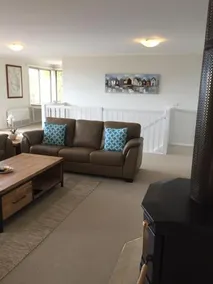 Swansea Beach House Oceanfront - Image 5