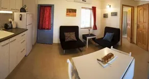 Peled House Of Art - Image 3