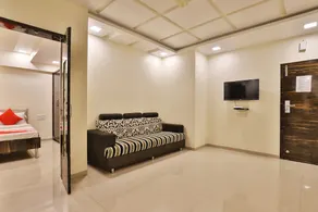OYO Hotel Dan - Image 2