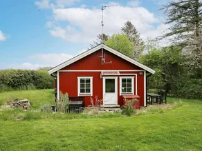 6 person holiday home in Dronningmølle - Image 3