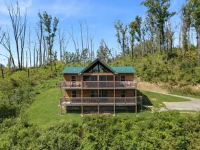 Emilys Hideaway Cabin - Image 4