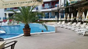 Royal Cove - Image 3