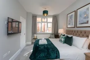 Heather House - Room 1 - Image 2
