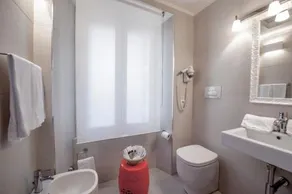 Ths4 Spa Baths - Image 5