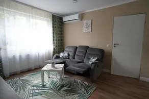 The Zen Den - Image 5