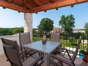 Picturesque Villa in Verteneglio With Pool - Image 5