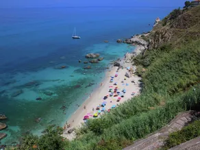 Stunning Holiday Home in Parghelia Near Sea - Image 2