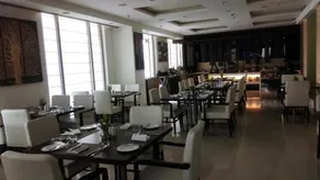 Country Inn & Suites by Radisson, Bhiwadi - Image 5