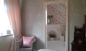 The Beehive Inn - Image 3