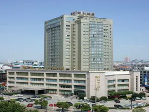 Yiwu Yi He Hotel - Image 1