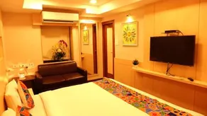 FabHotel K-Sqaure Koyambedu - Image 5