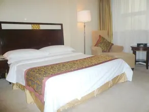 The Grand Tower Hotel - Image 4