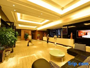 Yuehong Boutique Hotel - Image 5