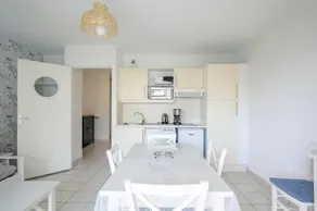 Trez Hir - Image 3