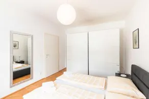Ferienwohnung St. Pölten Rathausplatz - Image 2