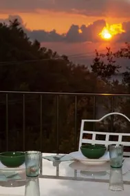 Kalkan Korunaklı Havuzlu Villa - Image 3