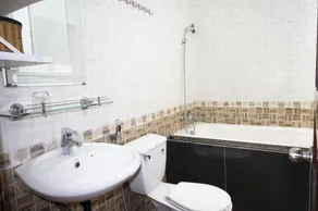 May Hotel - Image 2