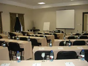 Oasis Hotel Mokopane - Image 3