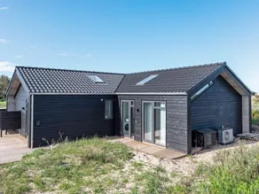 8 person holiday home in Hirtshals-By Traum - Image 5