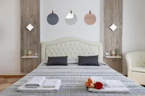 Isernia Pool Chalet - Image 4