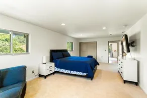 Luxury Executive Home - Image 5