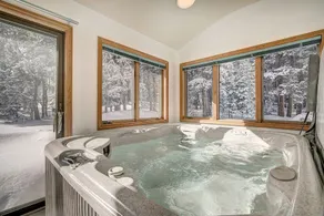 Evans Mountain Lodge - Image 5
