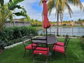 My Florida Lake House - Image 5
