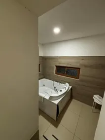 Relax in Suite - Image 4