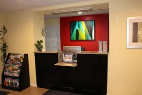 Americas Best Value Inn - Henryetta - Image 2