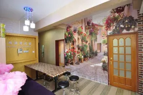 Kunming Harbor International Hostel - Image 3