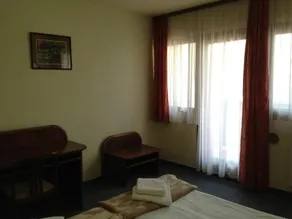 Uni - Image 4
