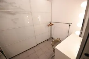 423 Loft Studio - Image 5