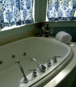 The Blackinton Manor - Image 4