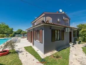 Adalene Comfortable Holiday Residence - Image 3