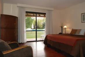 Suter Petit Hotel - Image 4