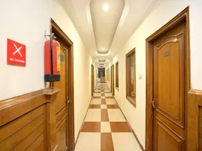Hotel Yogesh And restaurent - Image 5