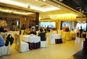 Juntao International Hotel and Apartments - Image 4