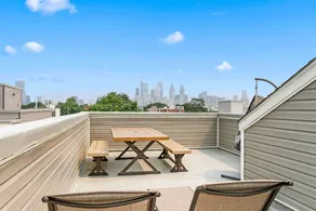 Luxury Roofdeck Retreat 4-bdrm Near Penn Chop - Image 2