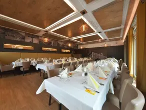 HOTEL ERTL AND MEXICAN CANTINA SALUD - Image 2