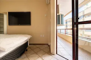 Apto pé na areia vista mar em Meia Praia EVB308 - Image 4